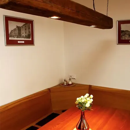 Apartments&suites žlutá Hruška Apartmán Plzeň